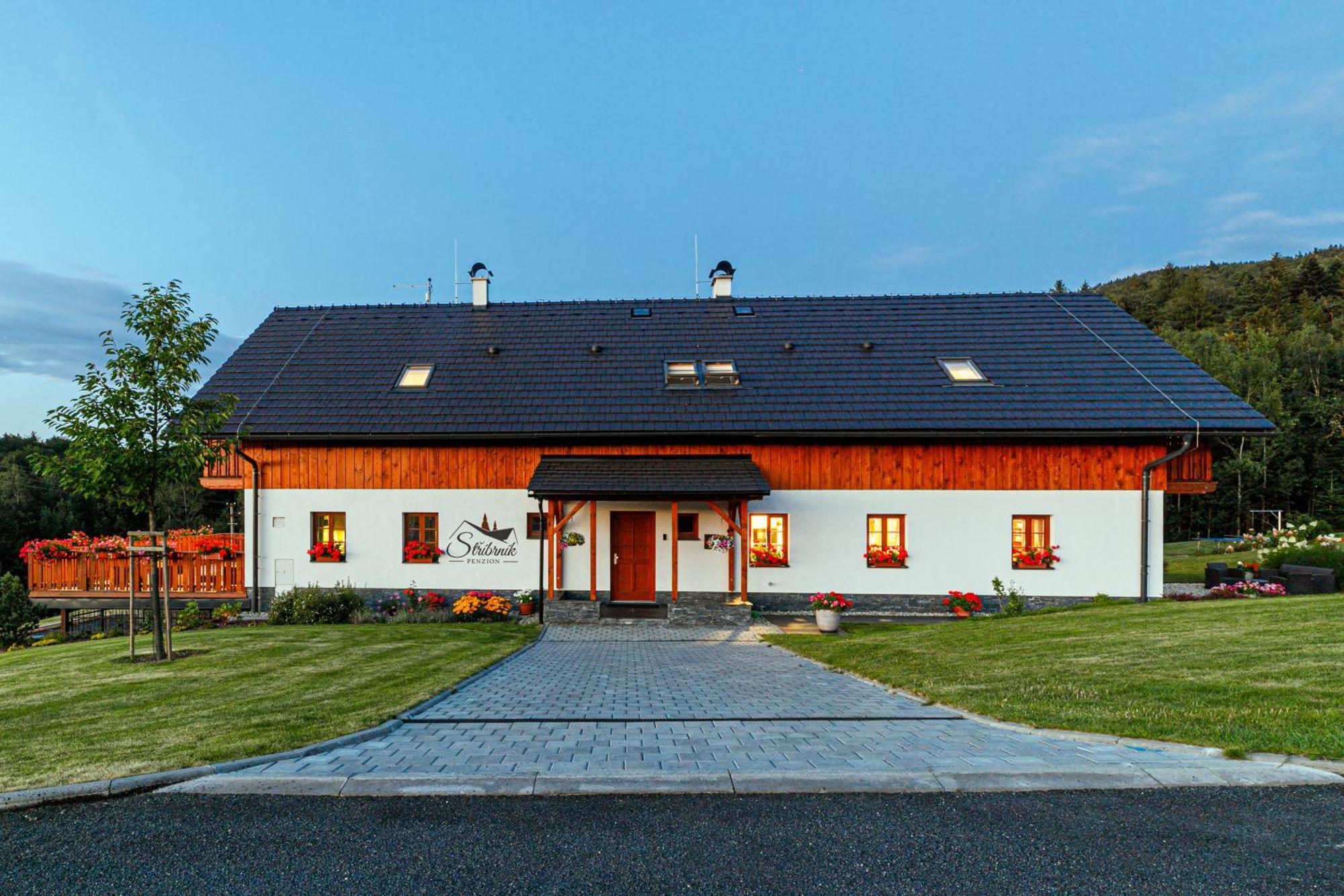 Penzion Stribrnik Krasna  Luaran gambar